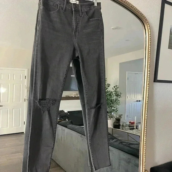 Madewell High Rise Skinny Jeans - Picture 3 of 6